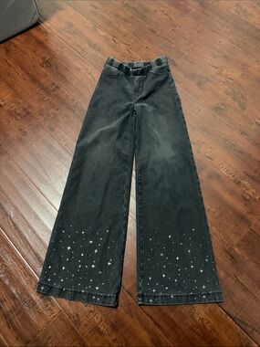 Black Wide-Leg Jeans with Star Print